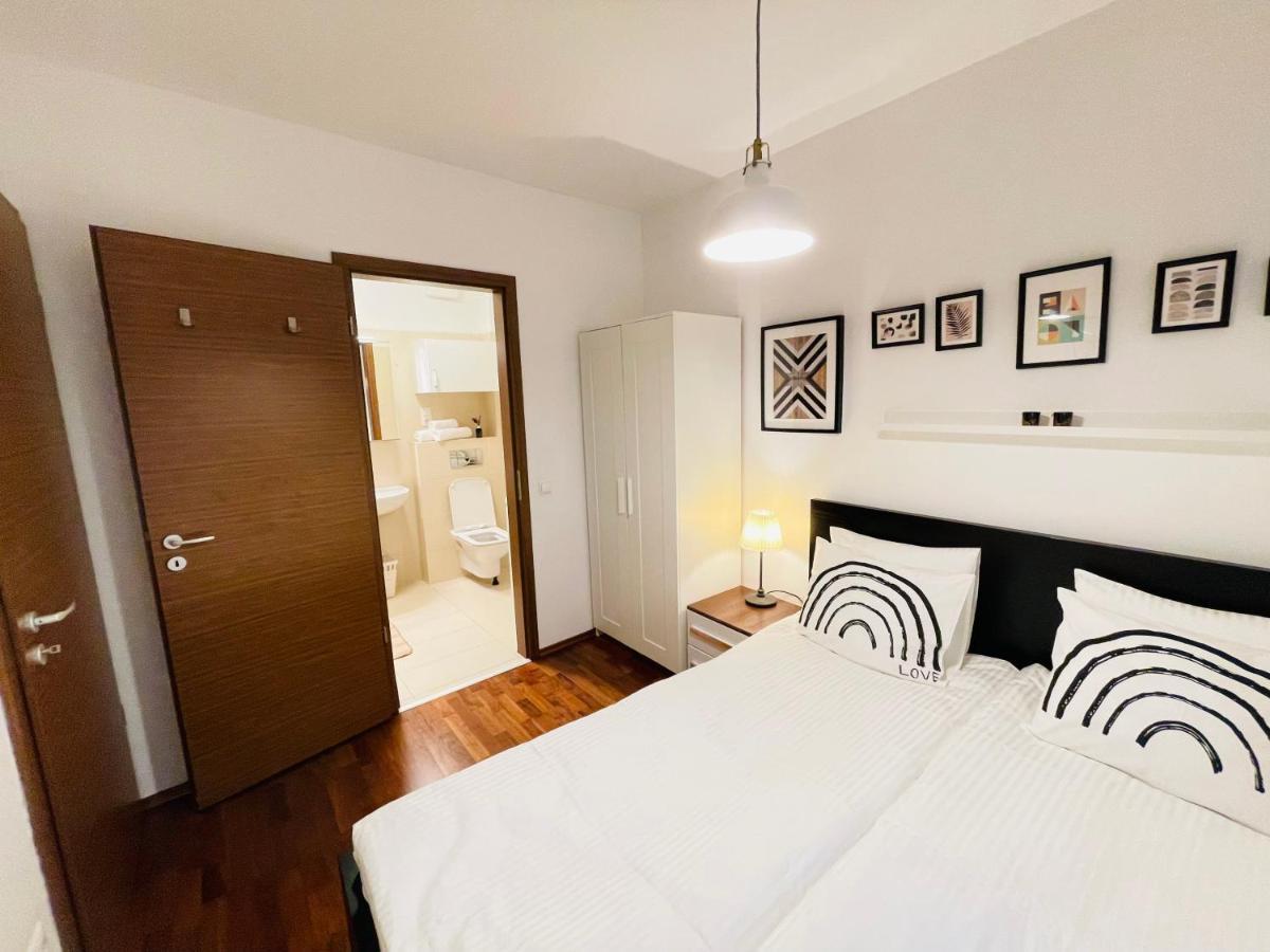 Peony Szekely Mihaly Apartment - Free Garage ブダペスト エクステリア 写真