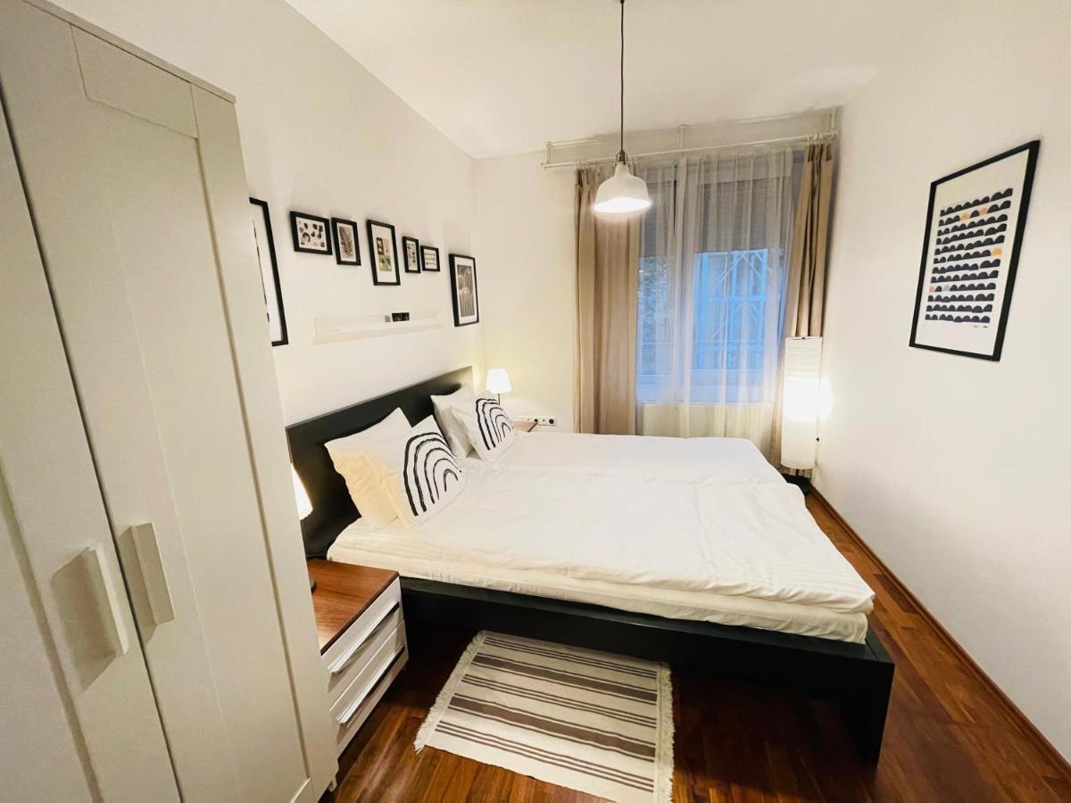 Peony Szekely Mihaly Apartment - Free Garage ブダペスト エクステリア 写真